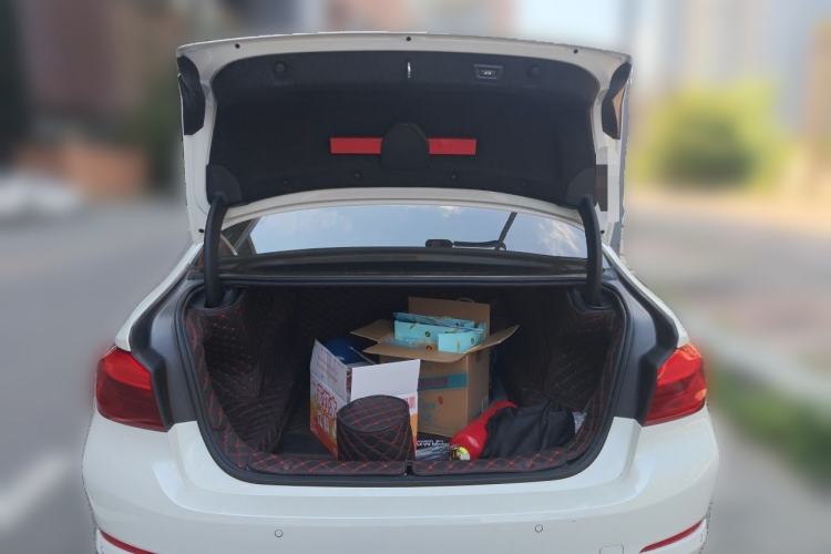Used BMW 5 Series 2020 525Li Luxury Package Trunk