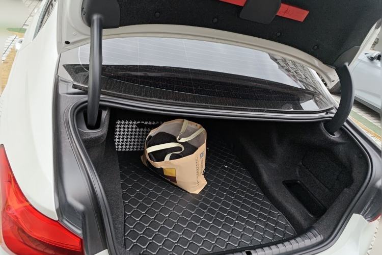 Used BMW 5 Series 2020 525Li M Sport Package Trunk