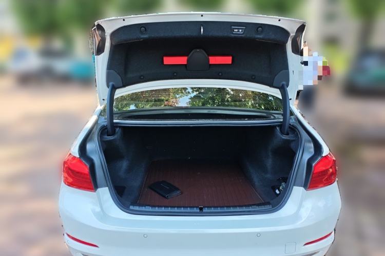 Used BMW 5 Series 2020 530Li Leading Edition Luxury Package Trunk