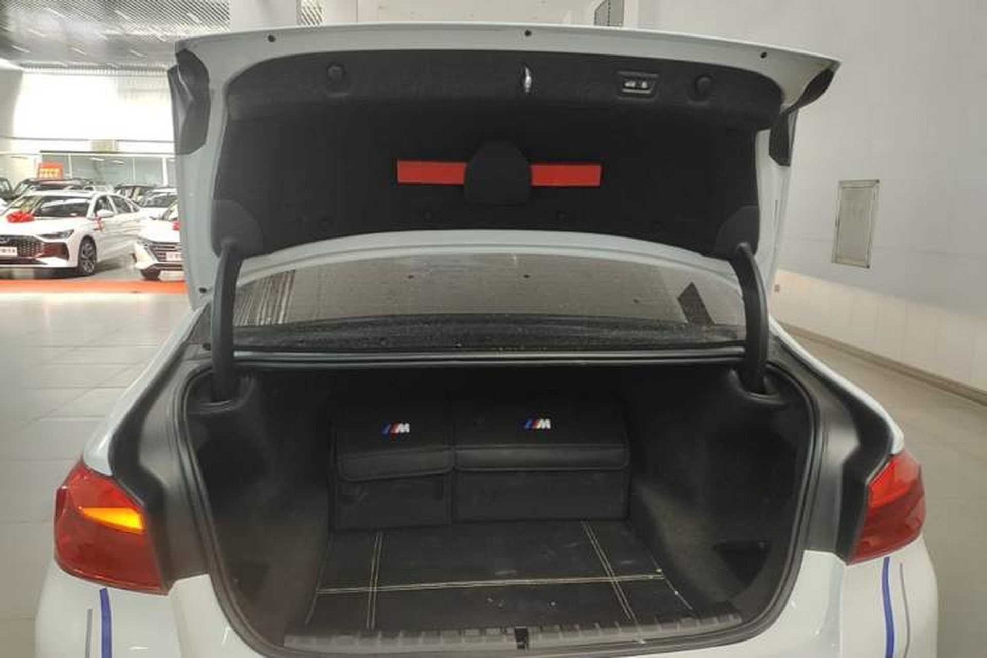 Used BMW 5 Series 2020 525Li M Sport Package Trunk