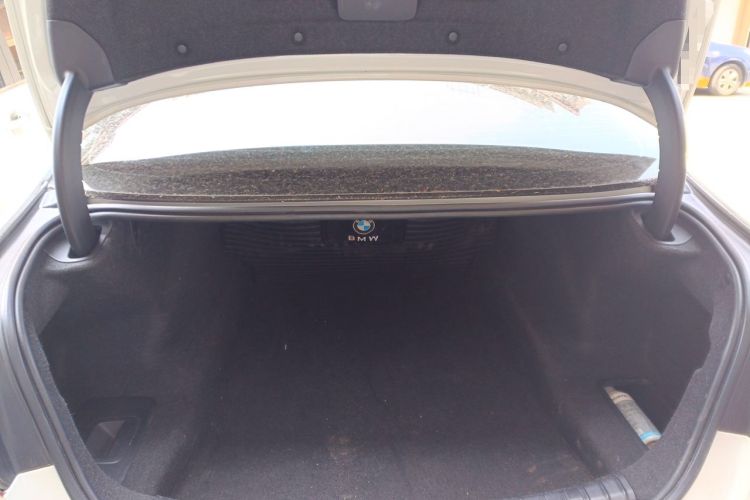 Used BMW 5 Series 2020 530Li Leading Edition Luxury Package Trunk