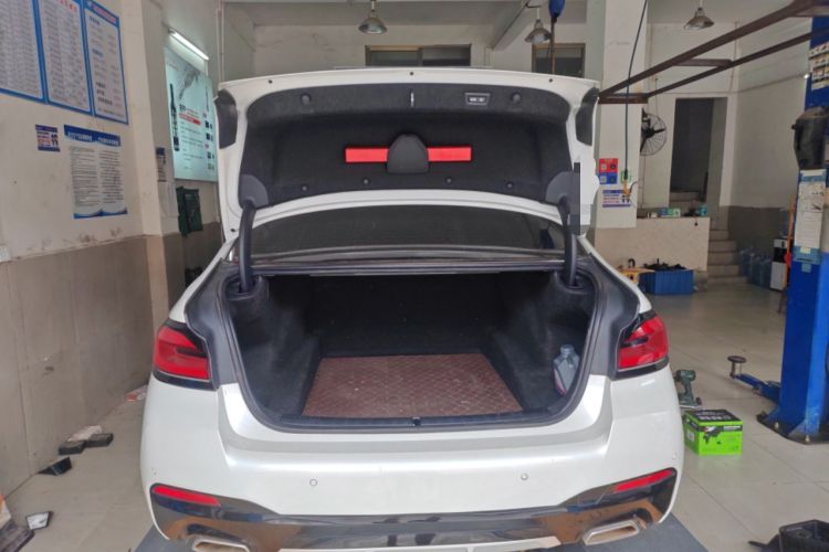 Used BMW 5 Series 2020 525Li Luxury Package Trunk