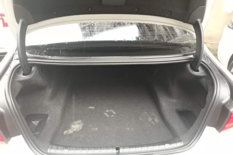 Used BMW 5 Series 2020 525Li Luxury Package Trunk