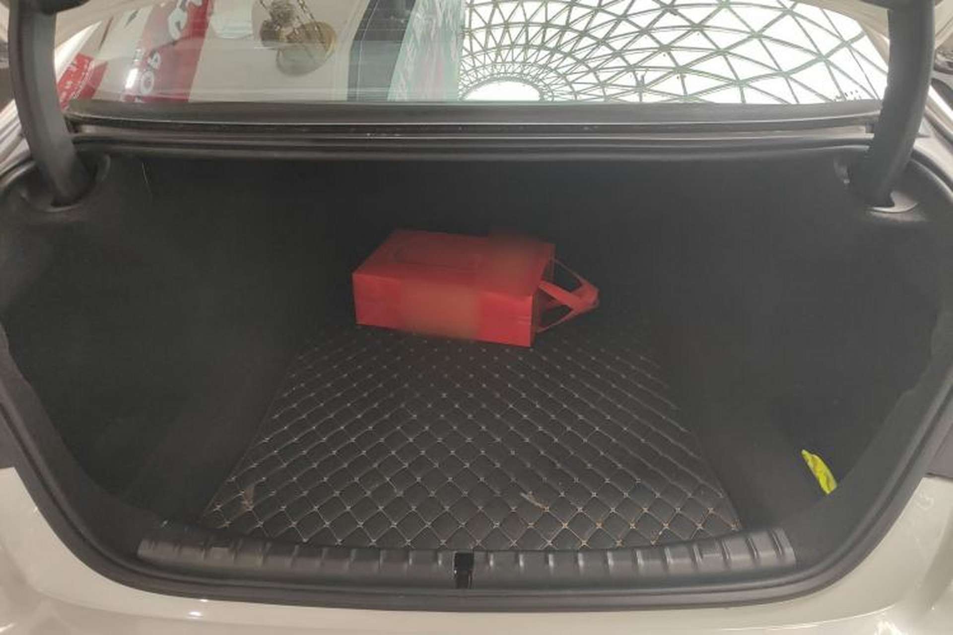 Used BMW 5 Series 2020 530Li Leading Edition Luxury Package Trunk
