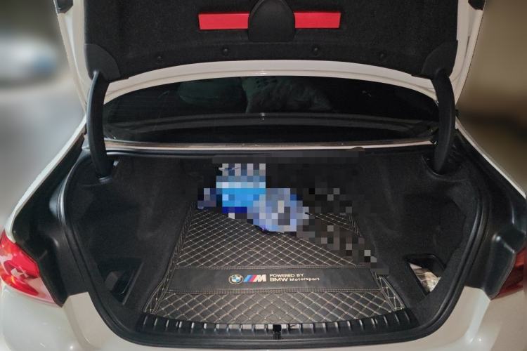 Used BMW 5 Series 2020 525Li Luxury Package Trunk