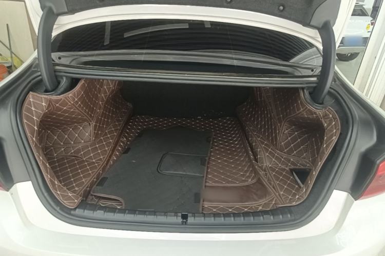 Used BMW 5 Series 2020 525Li Luxury Package Trunk