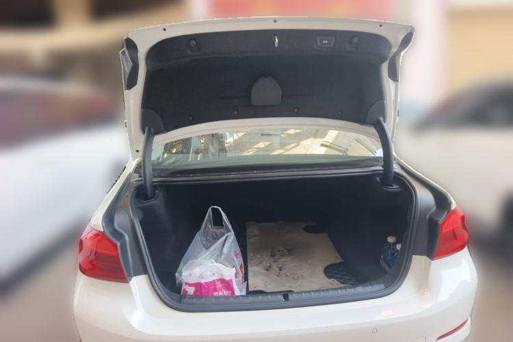 Used BMW 5 Series 2020 525Li Luxury Package Trunk