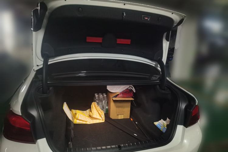 Used BMW 5 Series 2020 525Li Luxury Package Trunk