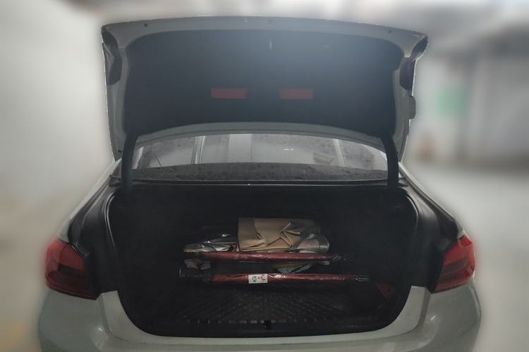 Used BMW 5 Series 2020 525Li Luxury Package Trunk