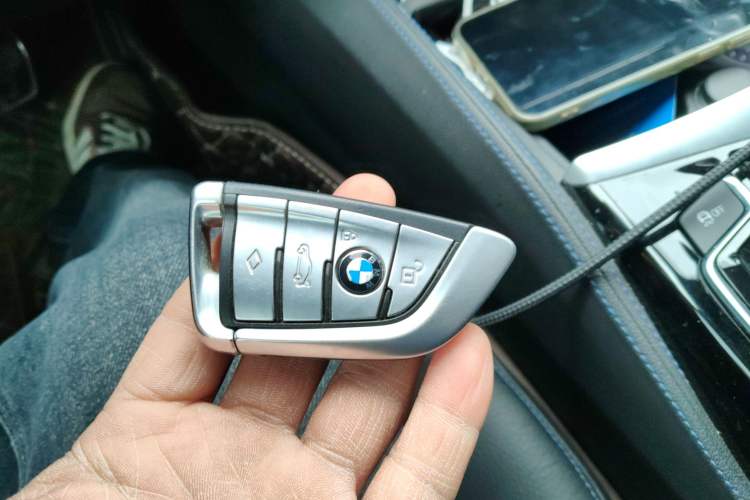 Used BMW 5 Series 2020 525i M Sport Package Vehicle Key