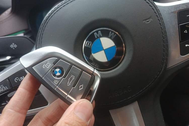 Used BMW 5 Series 2020 525Li M Sport Package Vehicle Key