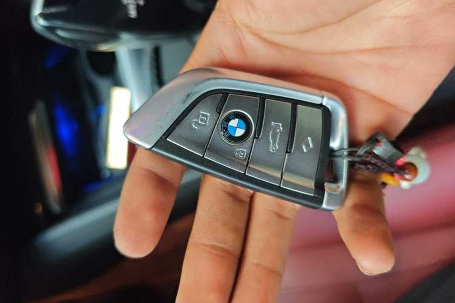 Used BMW 5 Series 2020 530Li Luxury Edition M Sport Package Vehicle Key
