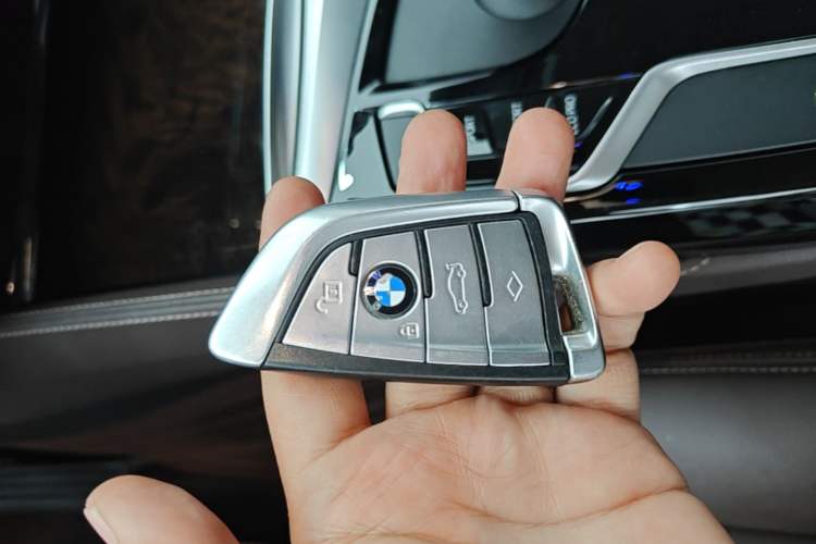Used BMW 5 Series 2020 525Li Luxury Package Vehicle Key