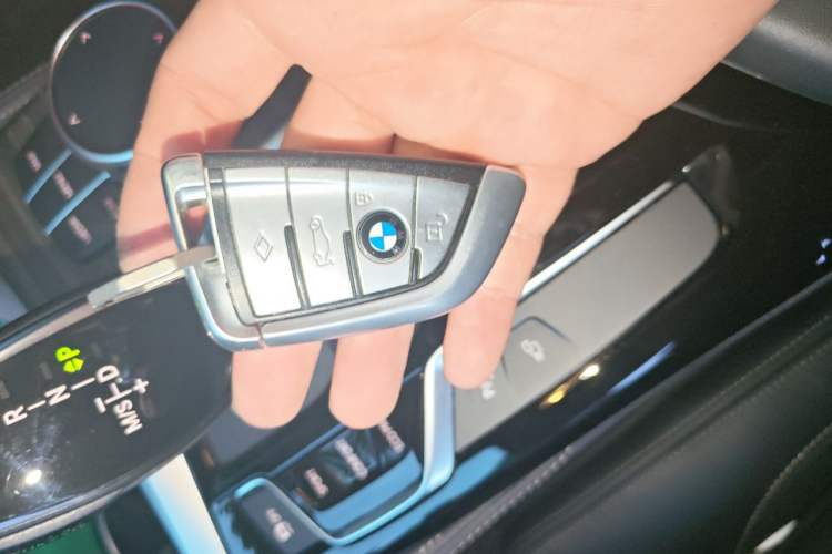 Used BMW 5 Series 2020 530Li Luxury Edition Premium Package Vehicle Key