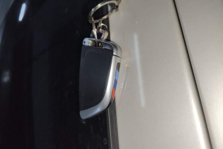 Used BMW 5 Series 2020 525Li M Sport Package Vehicle Key