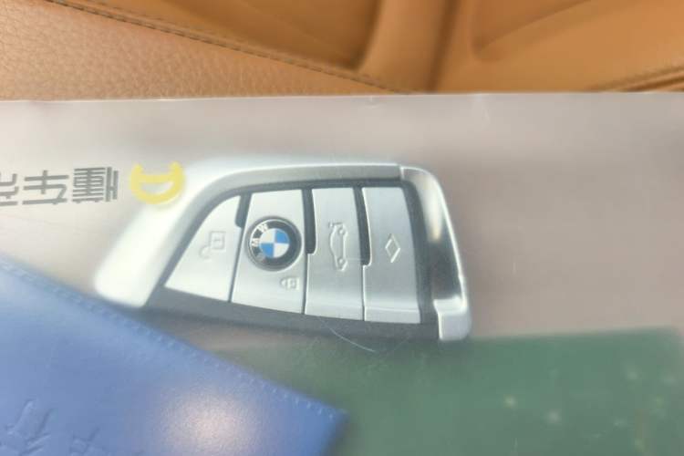 Used BMW 5 Series 2020 530Li Luxury Edition M Sport Package Vehicle Key