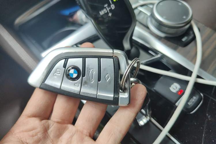Used BMW 5 Series 2020 530Li Luxury Edition Premium Package Vehicle Key