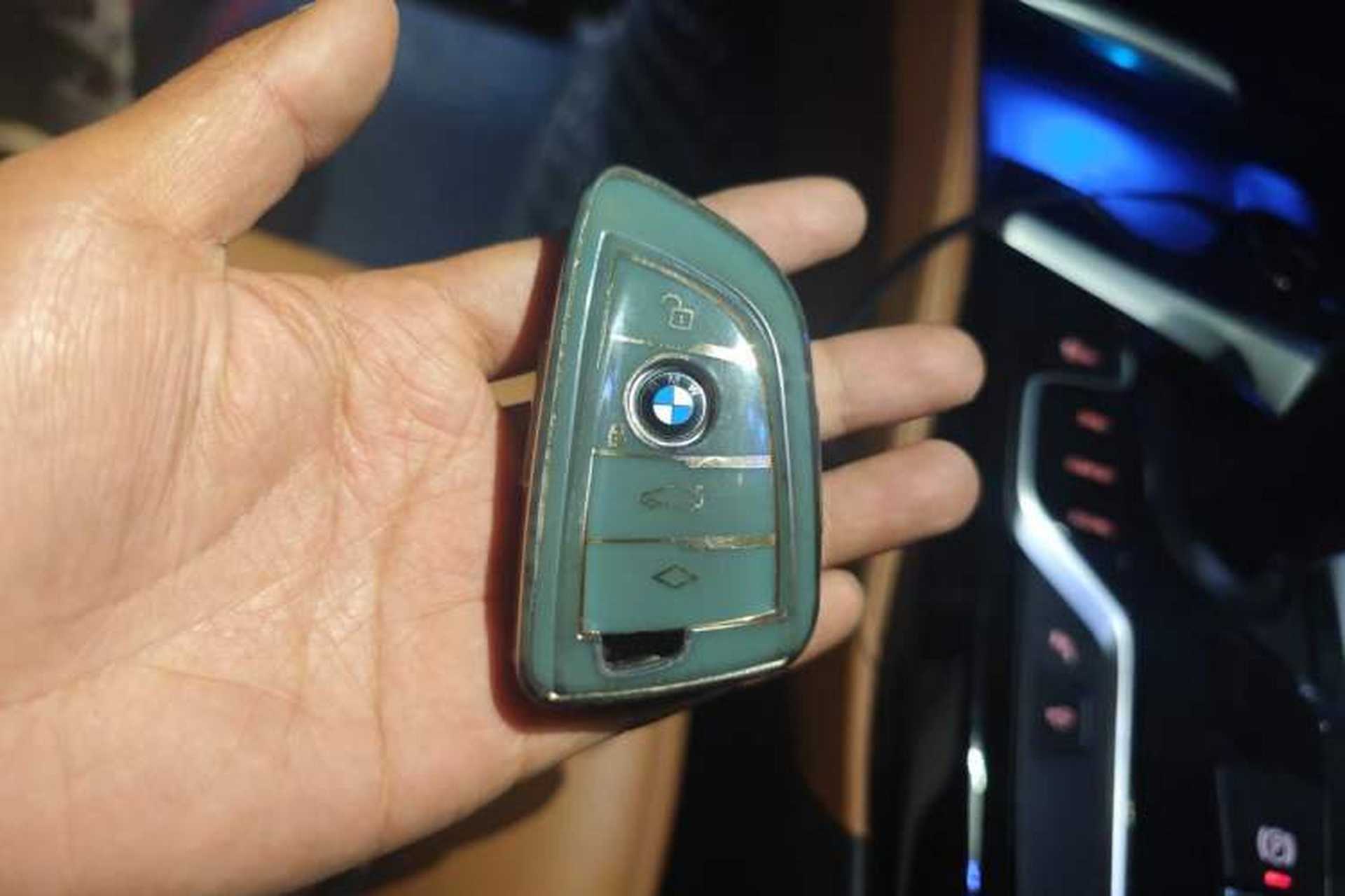 Used BMW 5 Series 2020 530Li Luxury Edition M Sport Package Vehicle Key