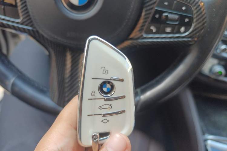 Used BMW 5 Series 2020 525Li M Sport Package Vehicle Key