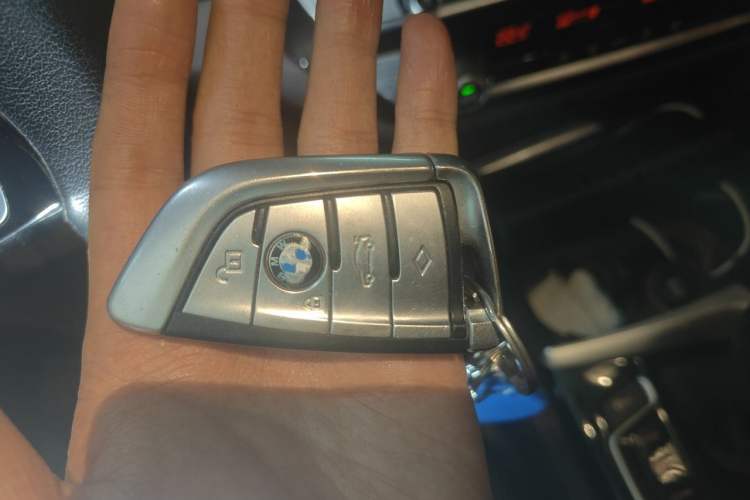 Used BMW 5 Series 2020 525Li Luxury Package Vehicle Key