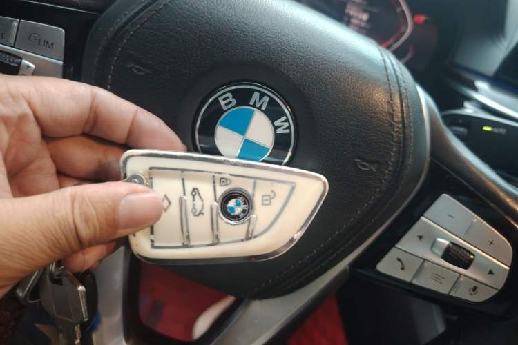 Used BMW 5 Series 2020 525Li Luxury Package Vehicle Key