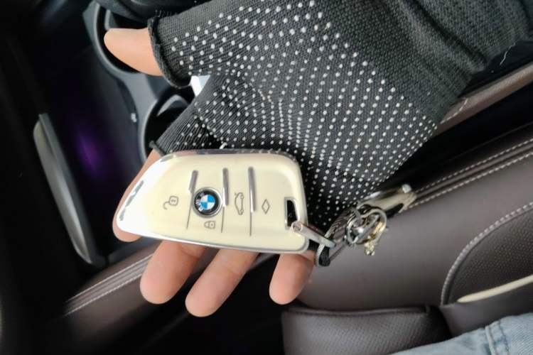 Used BMW 5 Series 2020 530Li Luxury Edition Premium Package Vehicle Key