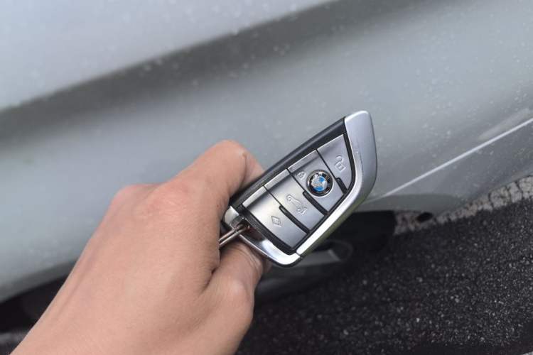Used BMW 5 Series 2020 525Li M Sport Package Vehicle Key