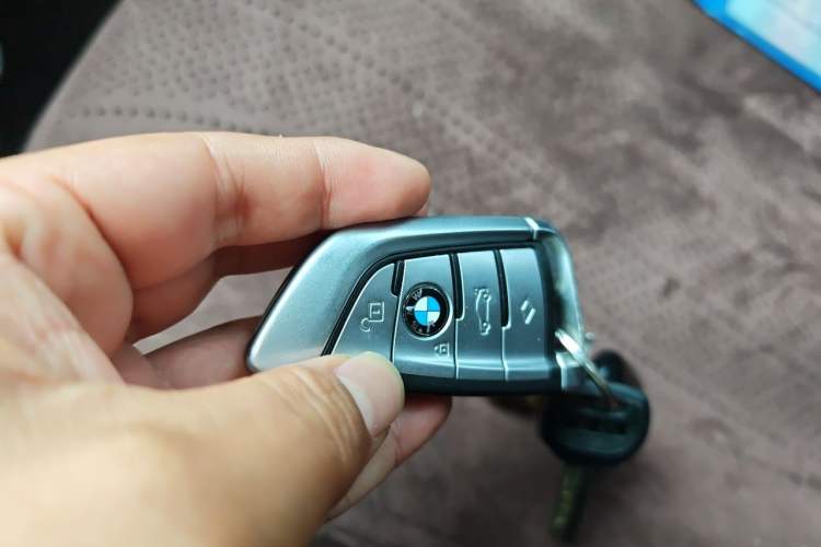 Used BMW 5 Series 2020 525Li M Sport Package Vehicle Key