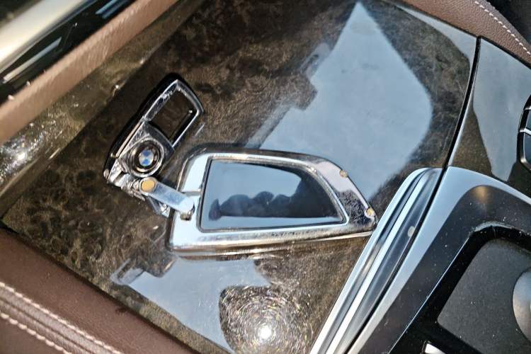 Used BMW 5 Series 2020 525Li M Sport Package Vehicle Key