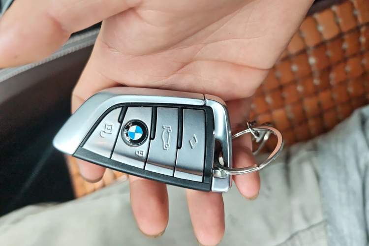 Used BMW 5 Series 2020 525Li M Sport Package Vehicle Key
