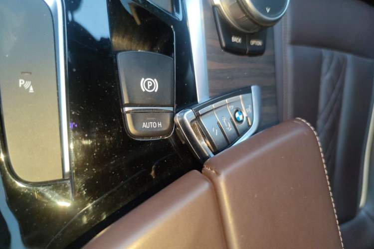 Used BMW 5 Series 2020 530Li Leading Edition Luxury Package Vehicle Key