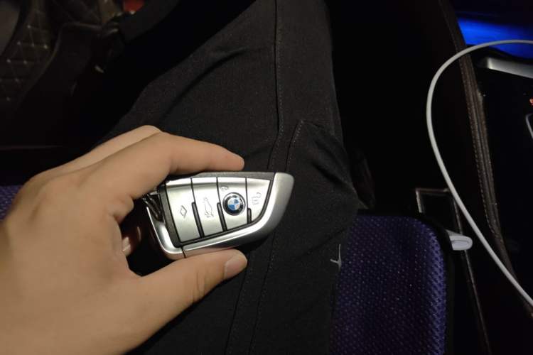 Used BMW 5 Series 2020 525Li M Sport Package Vehicle Key