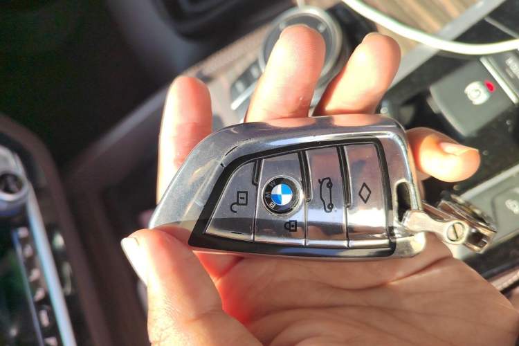 Used BMW 5 Series 2020 530Li Luxury Edition Premium Package Vehicle Key