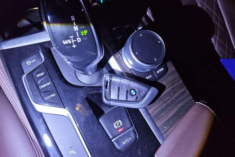 Used BMW 5 Series 2020 530Li Leading Edition Luxury Package Vehicle Key
