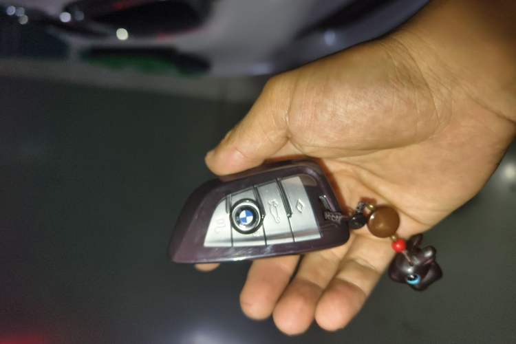 Used BMW 5 Series 2020 530Li Leading Model M Sport Package Vehicle Key