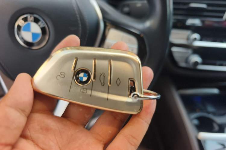 Used BMW 5 Series 2020 525Li Luxury Package Vehicle Key