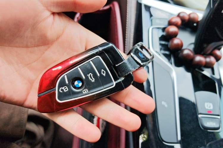 Used BMW 5 Series 2020 525Li M Sport Package Vehicle Key