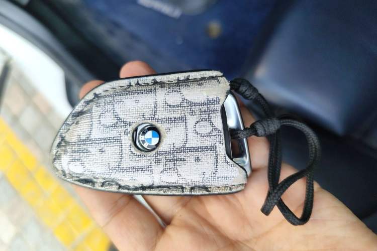 Used BMW 5 Series 2020 525i M Sport Package Vehicle Key