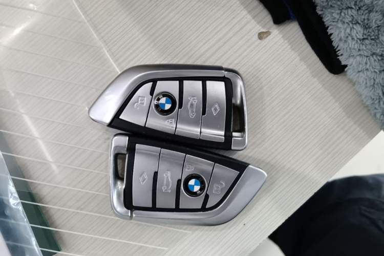 Used BMW 5 Series 2020 530Li Leading Model M Sport Package Vehicle Key