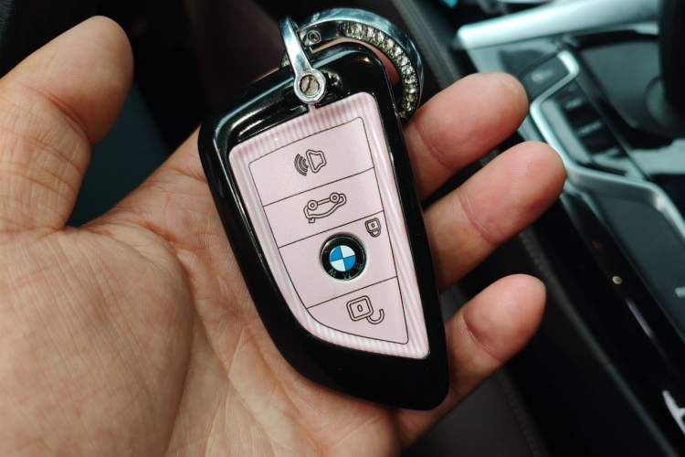 Used BMW 5 Series 2020 525Li M Sport Package Vehicle Key