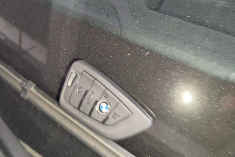Used BMW 5 Series 2020 530Li Luxury Edition M Sport Package Vehicle Key