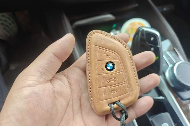 Used BMW 5 Series 2020 525Li Luxury Package Vehicle Key