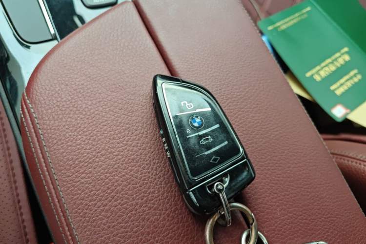 Used BMW 5 Series 2020 530Li Luxury Edition M Sport Package Vehicle Key