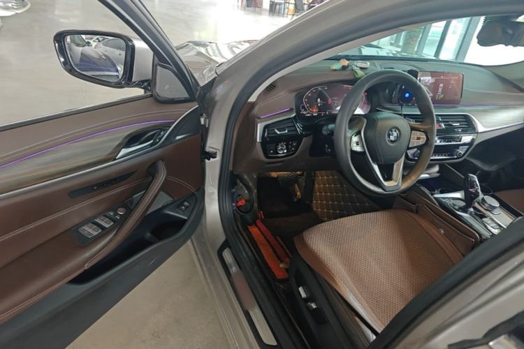 Used BMW 5 Series 2020 530Li Leading Edition Luxury Package Driver Seat