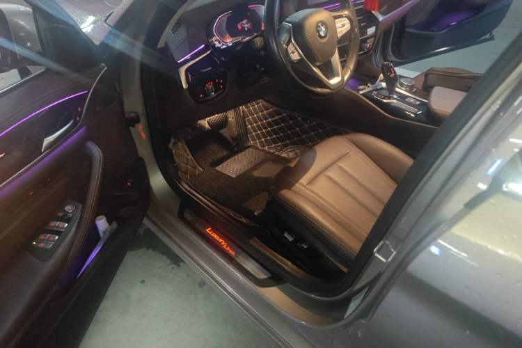 Used BMW 5 Series 2020 525Li Luxury Package Driver Seat
