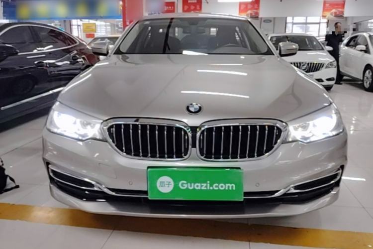 Used BMW 5 Series 2020 525Li Luxury Package Front
