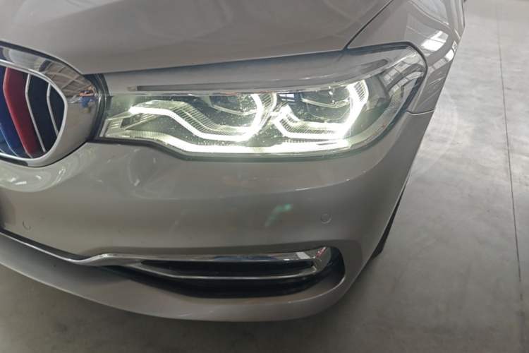 Used BMW 5 Series 2020 530Li Leading Edition Luxury Package Left Front Headlight