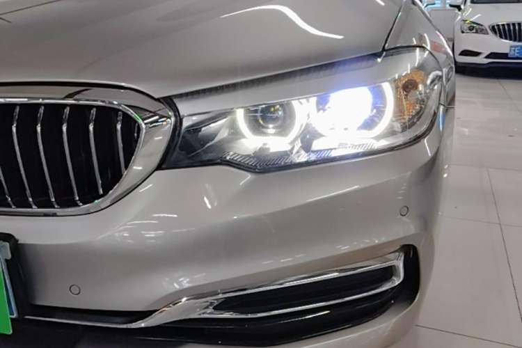 Used BMW 5 Series 2020 525Li Luxury Package Left Front Headlight