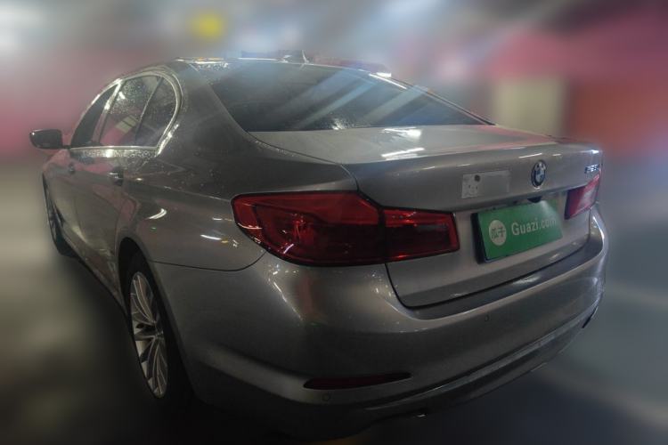 Used BMW 5 Series 2020 525Li Luxury Package Rear Left 45 Deg