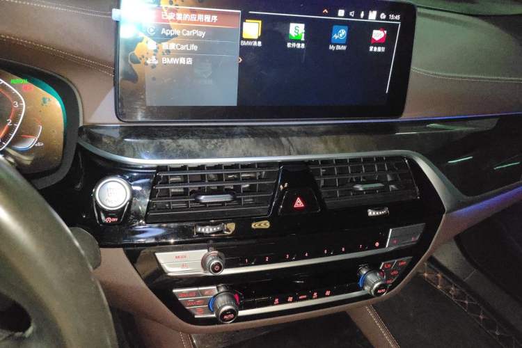 Used BMW 5 Series 2021 525Li M Sport Package Audio And AC Panel